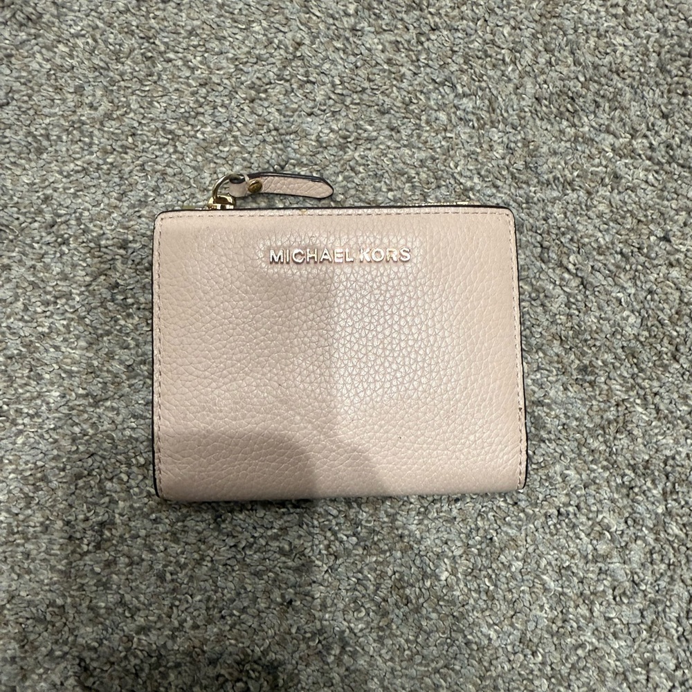 Michael Kors Pink Wallet